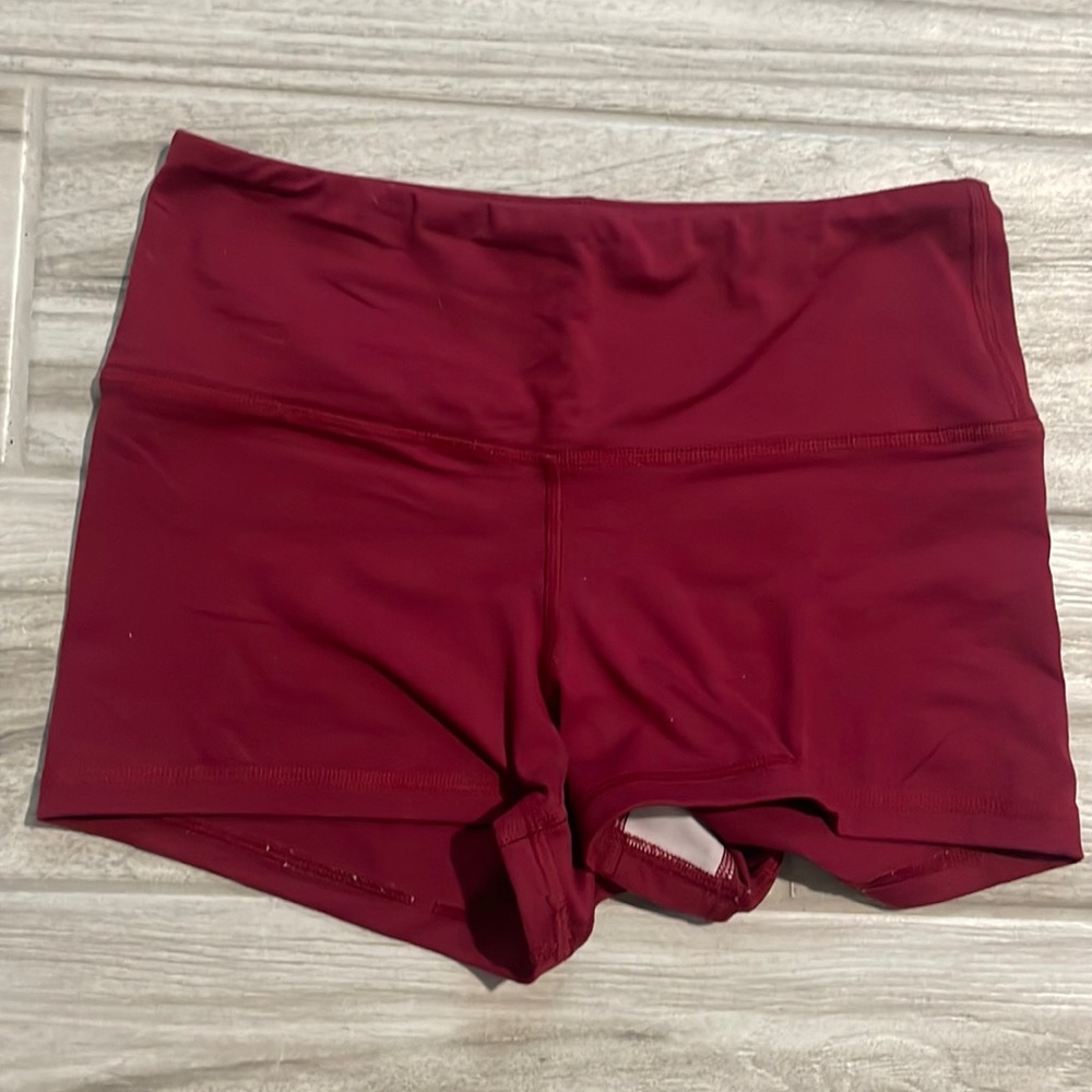 Fleo High Rise Original Shorts Small - Deep Red
